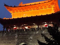 -巴陵广场