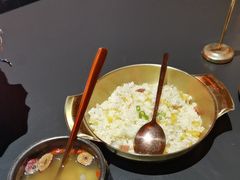 -何师烧烤Pro ·江湖川菜·小龙虾·精酿啤酒(太古里旗舰店)