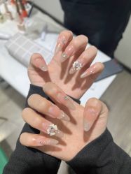 -晨·艺美甲美睫