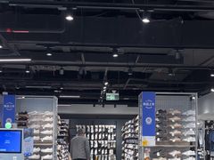 -迪卡侬(环球港店)