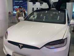 -TESLA 特斯拉(广州天环广场体验店)