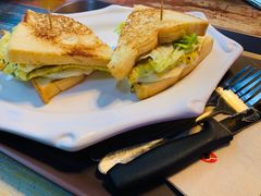 -Cha Café and Bistro