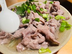 -大众跷脚牛肉馆·非遗传承单位(峨眉山店)