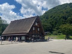 -白川乡与五箇山的合掌构造村落