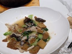 -梅利汴京烤鸭•开封豫菜地标店(东大街店)