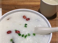 -新澳港式茶餐厅(余姚路店)