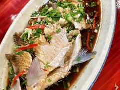 -芦茨金富饭庄·25年老字号·专做稻草鸡