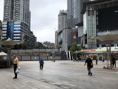 -日月光中心广场