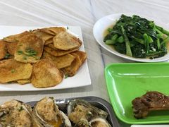 -覃记海鲜美食餐厅