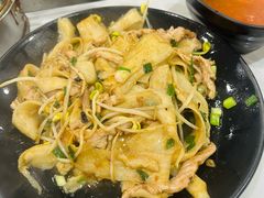 肉丝炒刀削-吃不亏特色包子(三峡广场店)