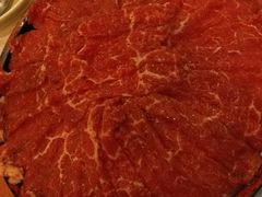 安格斯牛肉-鲜入围煮花胶鸡海鲜火锅