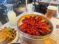 -巴厘龙虾·榜首油焖大虾(音乐学院·沿江酒馆店)