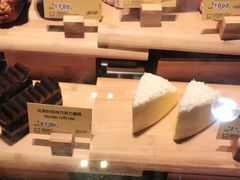 -麦当劳(中唱大厦店)