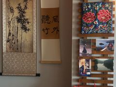 -菩提树咖啡馆日咖晚酒(龙湖店)