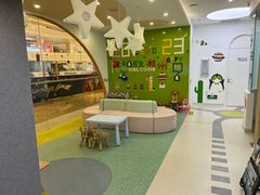 -菲越企鹅眼科(龙湖天街店)