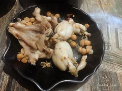美蛙-销魂美蛙鱼头火锅(上海首店)
