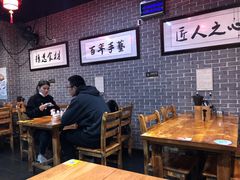 大堂-遵义虾子卢四羊肉粉(大沽路店)