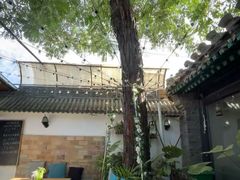 -脚下咖啡·CHILL酒馆(灵光东巷店)