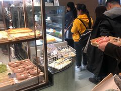 面包甜点陈列柜-奈雪的茶(亨特国际广场店)