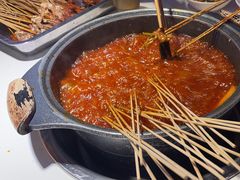 -钢管厂五区小郡肝串串香(蜀都万达店)