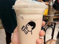 -喜茶(上海打浦桥日月光gelato lab+店)