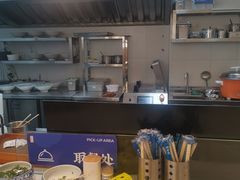 -李与白包子铺(桐梓林店)