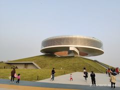 -郑东新区龙湖公共艺术中心