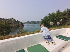 -华凌山庄·隐湖栖