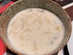 黄鱼煨面-杭州西子湖四季酒店·金沙厅
