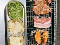 -马路牙子烧烤音乐酒馆(望京店)