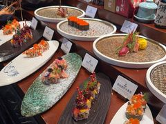 -雍容荟帝王蟹活龙虾展台自助(IFS黑金店)