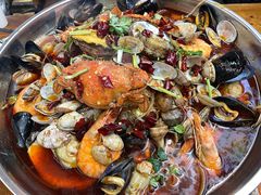 -老东镇啤酒屋海鲜加工·蒸汽海鲜·海鲜烧烤(台东店)