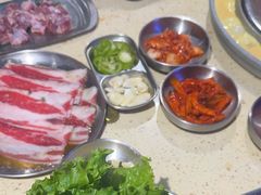 -安小胖韩国烤肉(财富广场画苑小区店)