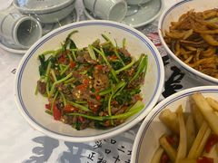 香菜炒牛肉-壹盏灯(惠农店)