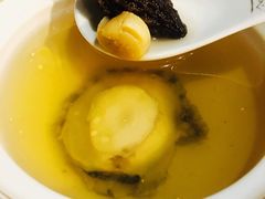 羊肚菌炖鲜鲍-麟1929(外滩店)