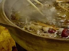 -威邵鸡煲(西华路总店)