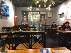 大堂-回·龙虾铺·盆盆蟹·烧烤大排档(回龙观店)