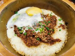 窝蛋牛肉饼煲仔饭-红星光发煲仔饭(文海店)