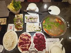 -名门潮牛·鲜牛肉海鲜火锅.烧烤自助餐厅(诚丰广场店)