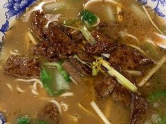 -何太太馄饨面铺(大浒东苑店)