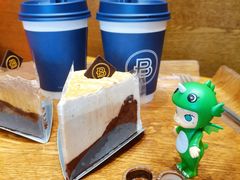 红茶豆乳凹蛋糕-巴黎贝甜(右安门店)