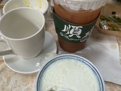 -周大娘牛乳(旧寨古村总店)