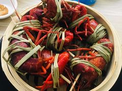 清蒸水果酵素小龙虾-小鳌陪你小排档·四季小龙虾·田鸡·宵夜(中央第五街店)