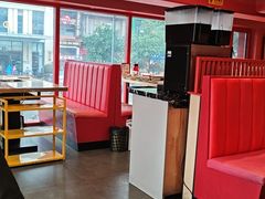 -何师傅美蛙鱼头(汉街店)