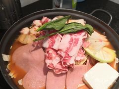 -烤路里·韩国品质自助烤肉(石路天虹4号店)
