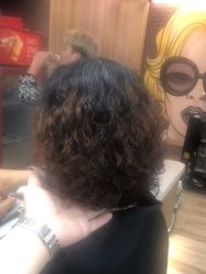 -奈川烫染Salon