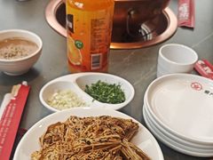 -前门·鲜肉火锅(长风店)