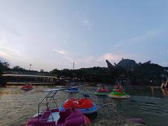 -茅山东方盐湖城景区