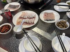 -正能量脆肉鲩火锅