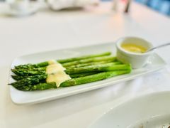 新鲜烤芦笋配荷兰酱-茹丝葵经典牛排馆(成都IFS店)